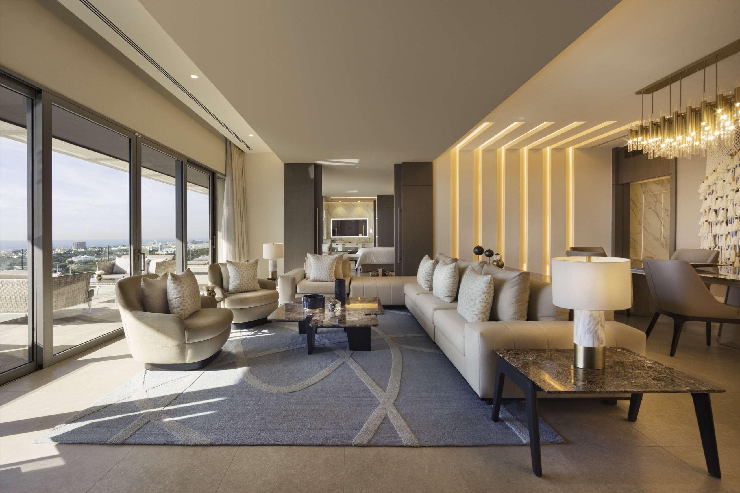 El Embajador, A Royal Hideaway Hotel サントドミンゴ エクステリア 写真 The living room of a penthouse at the Ritz-Carlton, DIFC