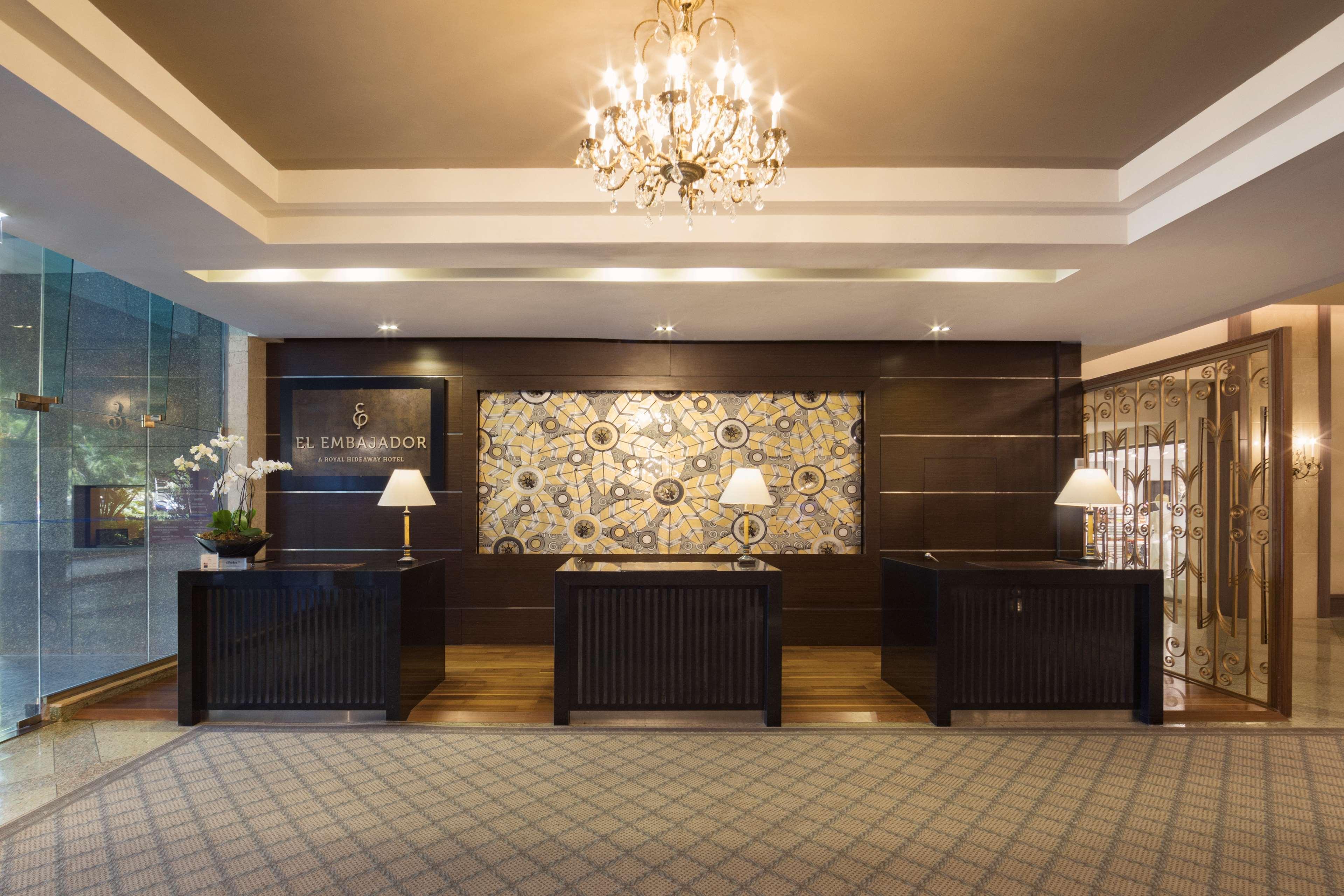 El Embajador, A Royal Hideaway Hotel サントドミンゴ エクステリア 写真 The lobby of the hotel