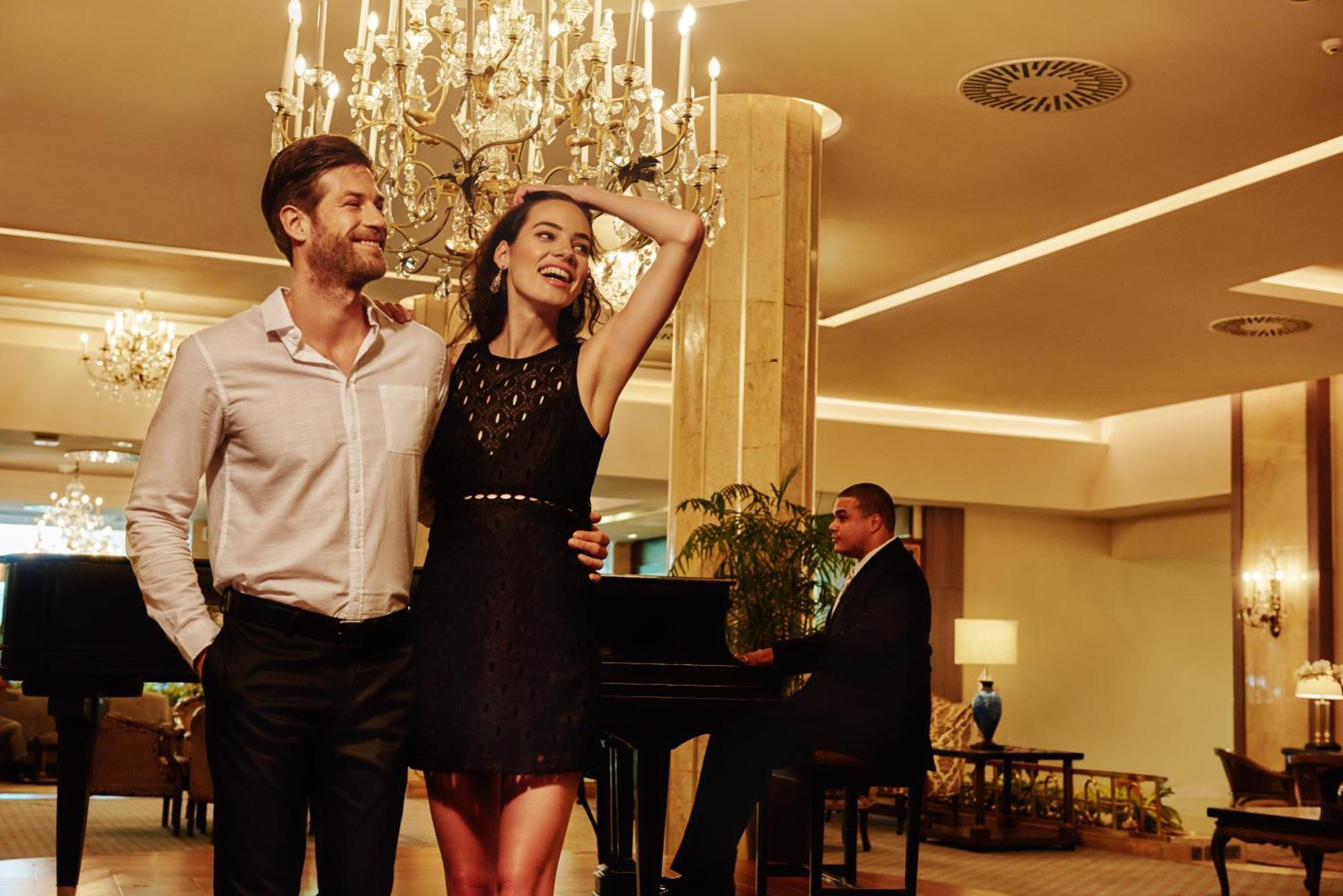 El Embajador, A Royal Hideaway Hotel サントドミンゴ エクステリア 写真 The lobby of the hotel